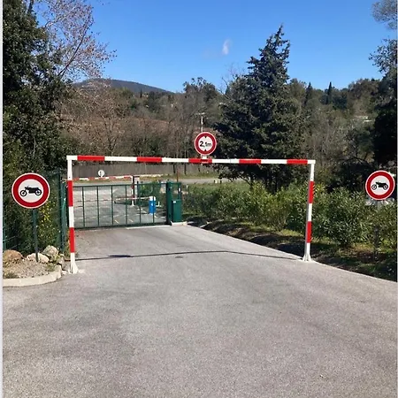 펜션 Les Restanques 30 Chenes *