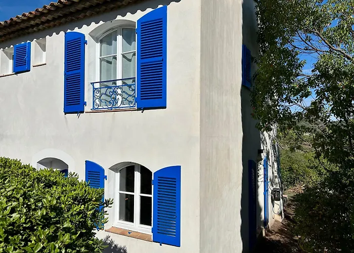 Semesterbostad Les Restanques 30 Chenes