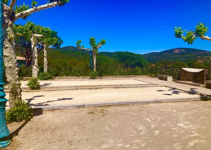 Semesterbostad Les Restanques 30 Chenes