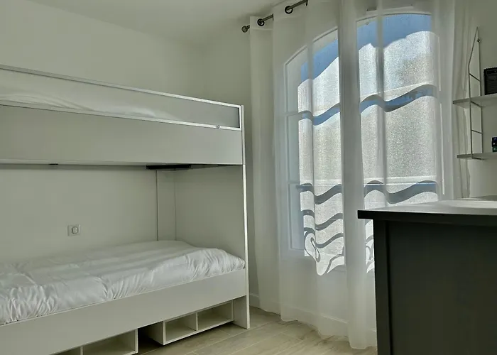 Les Restanques 30 Chenes 度假居 *