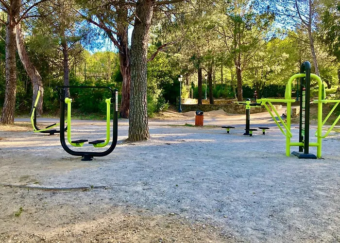 Les Restanques 30 Chenes Nyaraló Grimaud